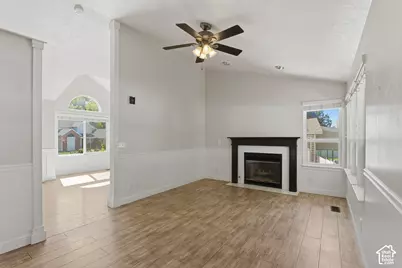 149 E Shadowbrook Ln, Kaysville, UT 84037 - Photo 9
