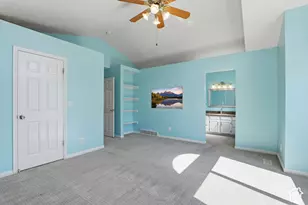 149 E Shadowbrook Ln, Kaysville, UT 84037 - Photo 15