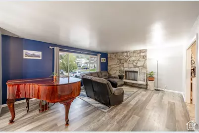 970 E 2050 S, Bountiful, UT 84010 - Photo 3