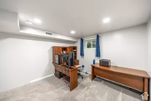 970 E 2050 S, Bountiful, UT 84010 - Photo 23