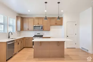 9340 N Vernham Ln, Eagle Mountain, UT 84005 - Photo 5
