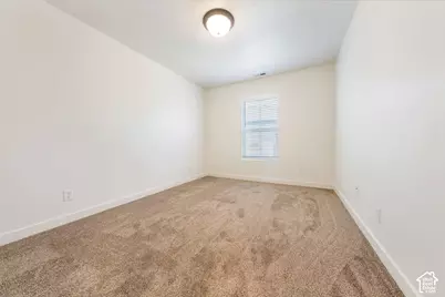 9340 N Vernham Ln, Eagle Mountain, UT 84005 - Photo 15