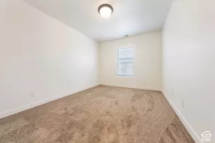 9340 N Vernham Ln, Eagle Mountain, UT 84005 - Photo 15