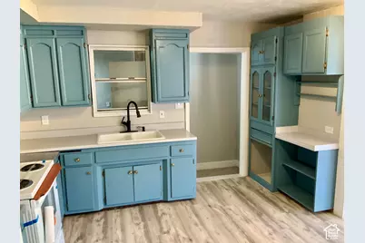 137 N Main St, Monroe, UT 84754 - Photo 17