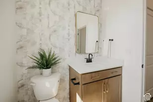 1093 E Antelope Dr, Eagle Mountain, UT 84005 - Photo 13