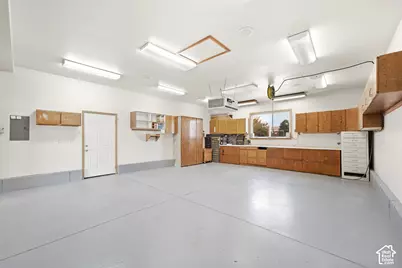 7061 S 2980 W, West Jordan, UT 84084 - Photo 37