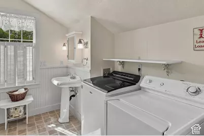 556 S 575 W, Logan, UT 84321 - Photo 21