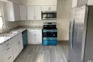 230 N 3rd St, Tooele, UT 84074 - Photo 1