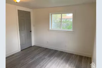 230 N 3rd St, Tooele, UT 84074 - Photo 5