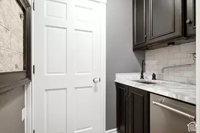 255 W 100 S, Orem, UT 84058 - Photo 21