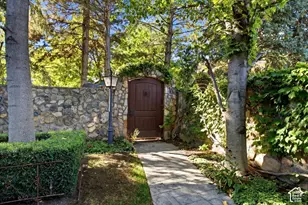 255 W 100 S, Orem, UT 84058 - Photo 27