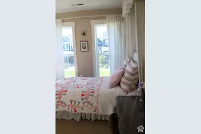 893 N 2125 W, Layton, UT 84041 - Photo 21