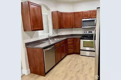 139 W Spring Hill Way, Saratoga Springs, UT 84045 - Photo 5