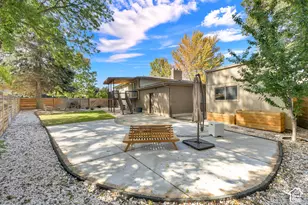 6225 S Lorreen Dr, Murray, UT 84121 - Photo 33