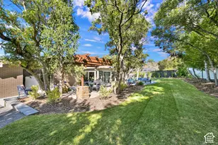 1095 S Oak Hills Way E, Salt Lake City, UT 84108 - Photo 47
