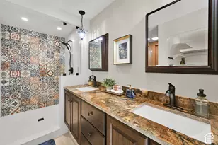 1095 S Oak Hills Way E, Salt Lake City, UT 84108 - Photo 33