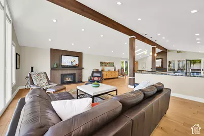 1095 S Oak Hills Way E, Salt Lake City, UT 84108 - Photo 15
