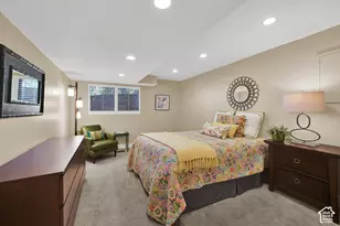 1095 S Oak Hills Way E, Salt Lake City, UT 84108 - Photo 43