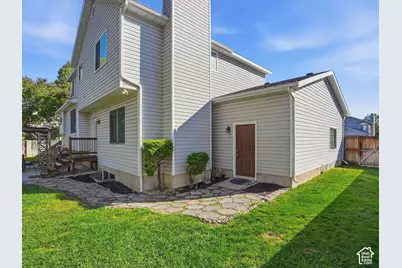 11846 S 3200 W, Riverton, UT 84065 - Photo 19