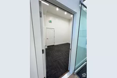 594 E 800 S #103, Orem, UT 84097 - Photo 5