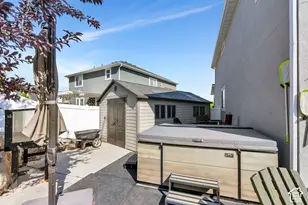 2104 E Weeping Cherry Ln, Eagle Mountain, UT 84005 - Photo 33