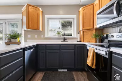 228 E 900 N, American Fork, UT 84003 - Photo 15
