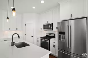 15392 S Skyraider Ln, Bluffdale, UT 84065 - Photo 5