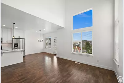 15392 S Skyraider Ln, Bluffdale, UT 84065 - Photo 9