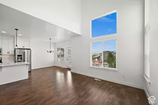 15392 S Skyraider Ln, Bluffdale, UT 84065 - Photo 9