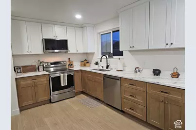 995 W River Point Cir, Murray, UT 84123 - Photo 7