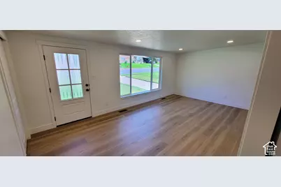 4271 S 900 E, South Ogden, UT 84403 - Photo 3