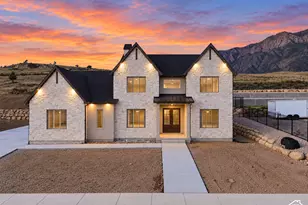 1258 W Caribou Ct, Pleasant View, UT 84414 - Photo 1