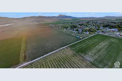 220 W 300 S, Newton, UT 84327 - Photo 5