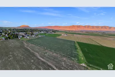 220 W 300 S, Newton, UT 84327 - Photo 9