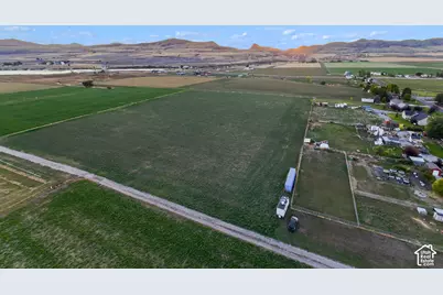 220 W 300 S, Newton, UT 84327 - Photo 3