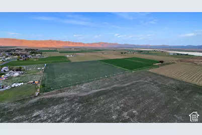 220 W 300 S, Newton, UT 84327 - Photo 7