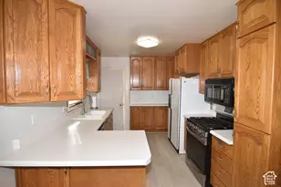 516 E 3050 N, Provo, UT 84604 - Photo 13