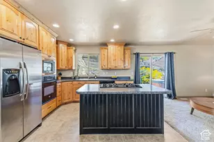8620 W Equinox Cir, Copperton, UT 84006 - Photo 9