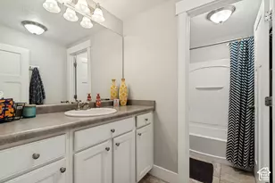 4762 W Wadesboro Circle, Herriman, UT 84096 - Photo 29