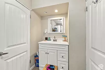 253 Broadway St N, Tooele, UT 84074 - Photo 11