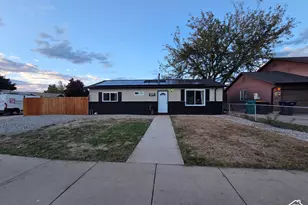 211 E 2025 S, Clearfield, UT 84015 - Photo 11