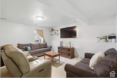 5684 W Braemar Ct, West Valley, UT 84128 - Photo 11