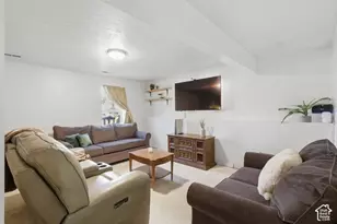 5684 W Braemar Ct, West Valley, UT 84128 - Photo 11