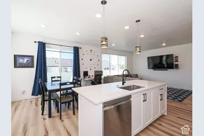 628 S 770 E, Hyrum, UT 84319 - Photo 5