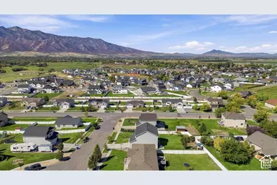 476 W 60 S, Hyrum, UT 84319 - Photo 67