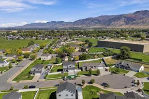476 W 60 S, Hyrum, UT 84319 - Photo 65