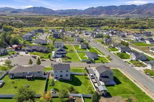 476 W 60 S, Hyrum, UT 84319 - Photo 69