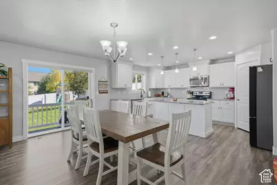 476 W 60 S, Hyrum, UT 84319 - Photo 11