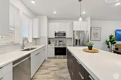 6366 W South Jordan Pkwy S, South Jordan, UT 84009 - Photo 9