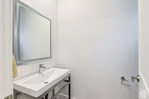 6366 W South Jordan Pkwy S, South Jordan, UT 84009 - Photo 15